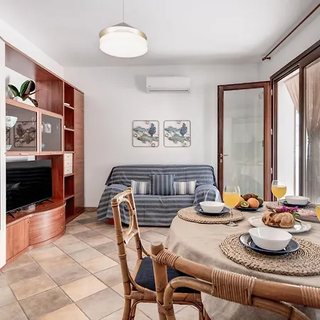 Apartamento Der Meerblick Von Viola By Interhome Specchiolla